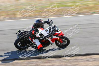 media/Feb-05-2023-Classic Track Day (Sun) [[c35aca4a42]]/Group 2/session 1 turn 9/